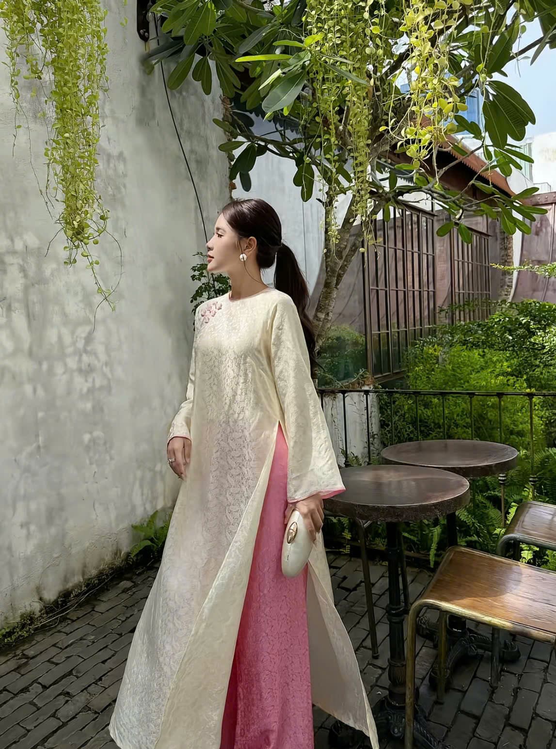 AODAI244 SIZE M thumb 1