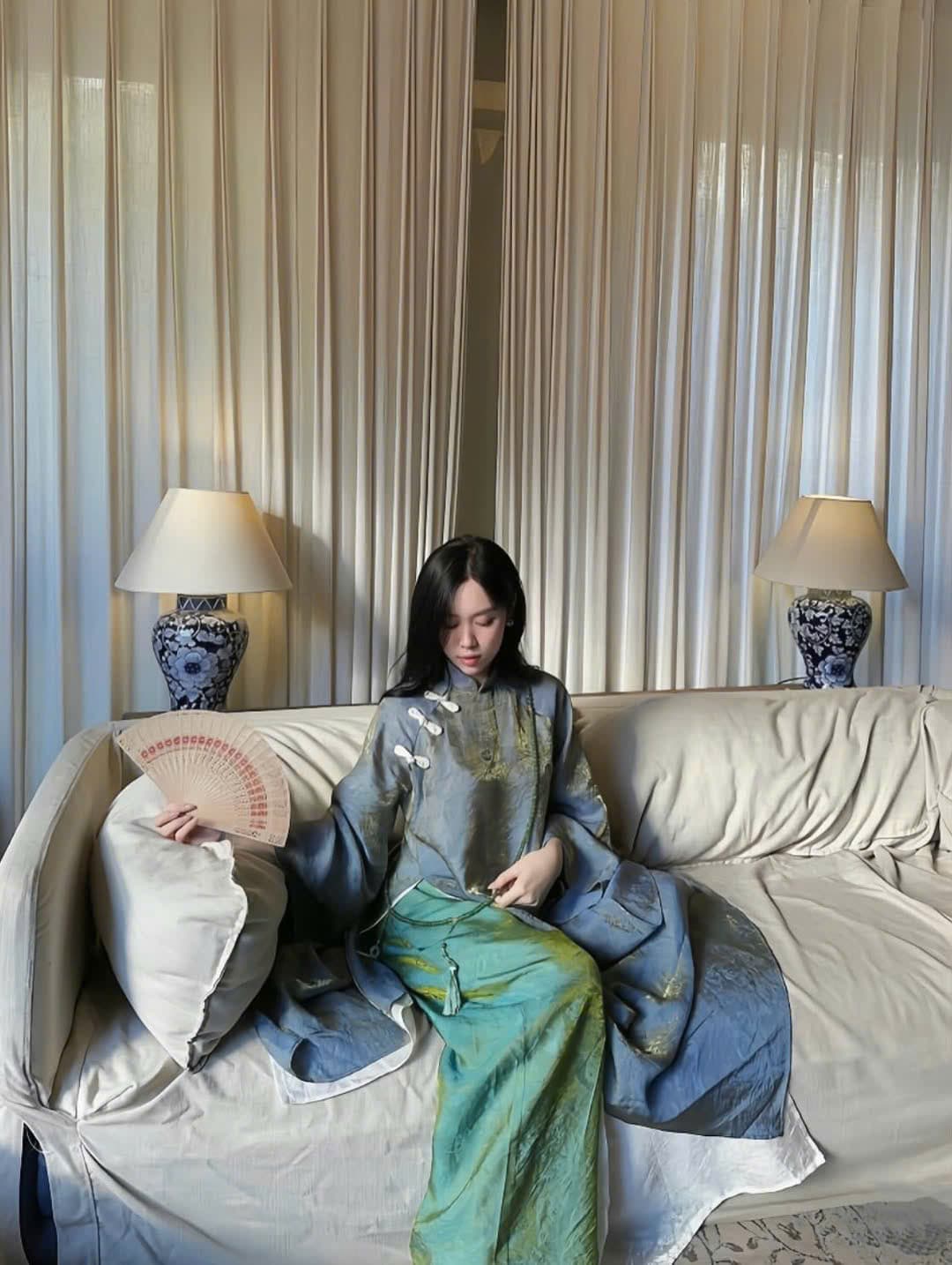 AODAI208 thumb 1